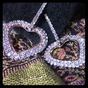 Crystal earrings. Gold color setting